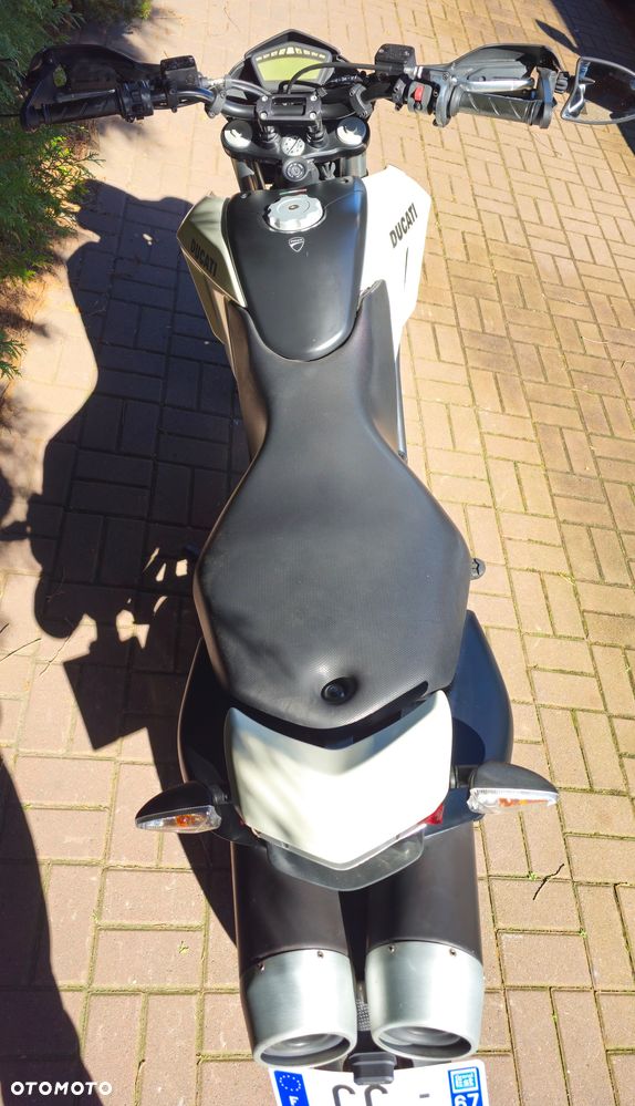 Ducati Hypermotard - 11