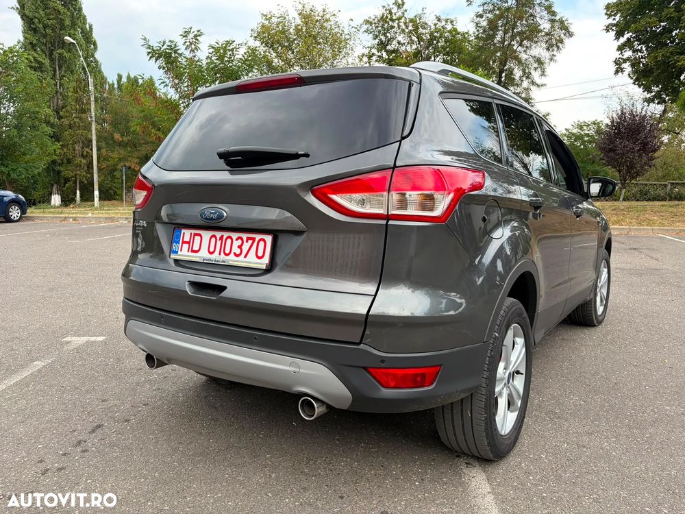 Ford Kuga 2.0 TDCi 4WD Powershift Titanium - 11