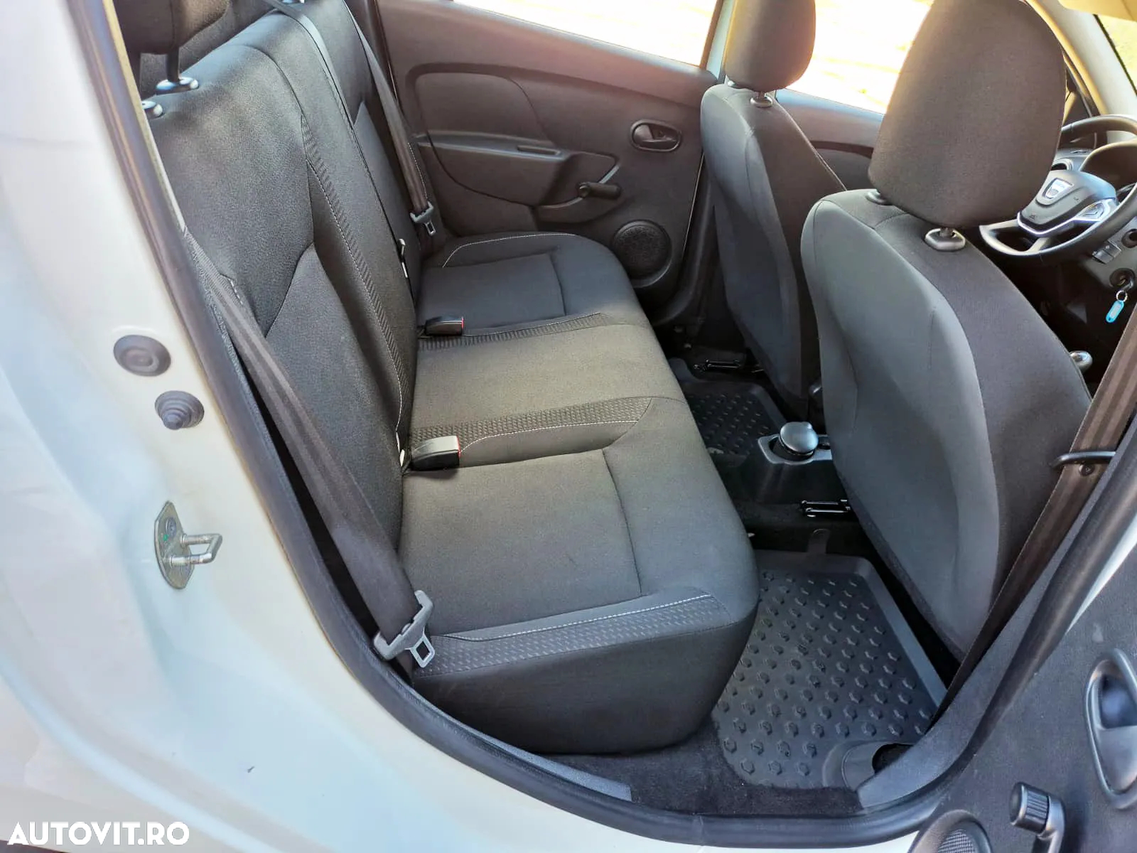 Dacia Logan 1.0 SCe SL PLUS - 18
