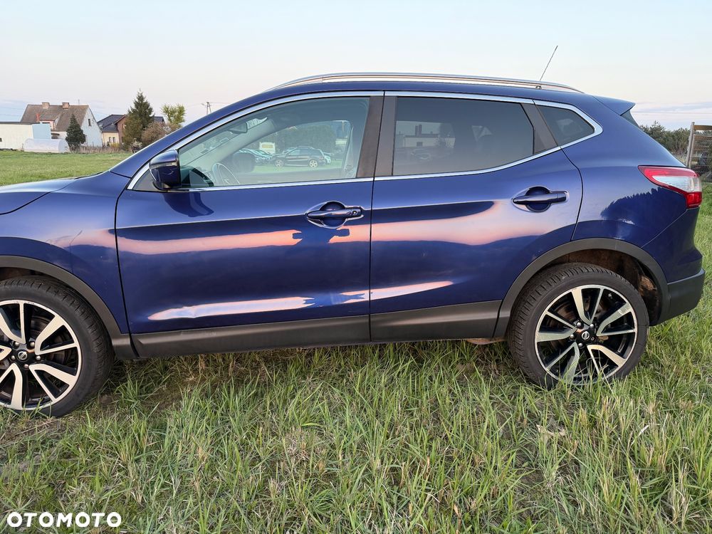 Nissan Qashqai 1.6 DCi ALL-MODE 4x4i TEKNA - 4
