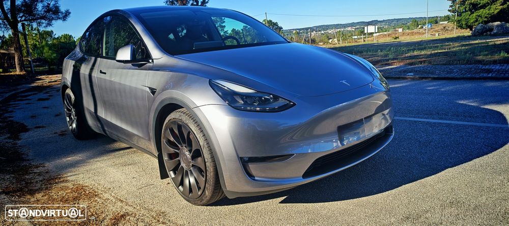 Tesla Model Y Performance Tração Integral - 3