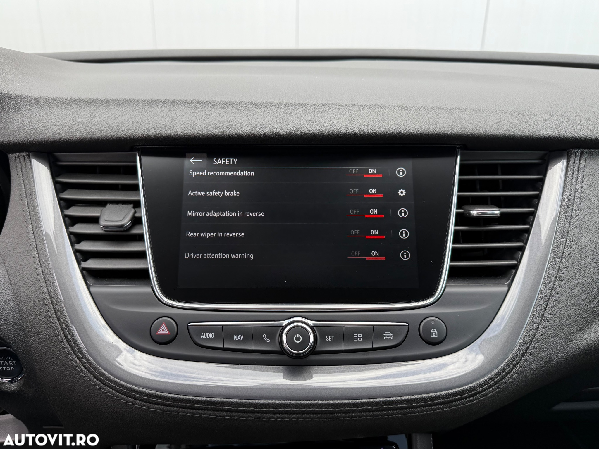 Opel Grandland X 1.5 START/STOP Aut. Innovation - 30