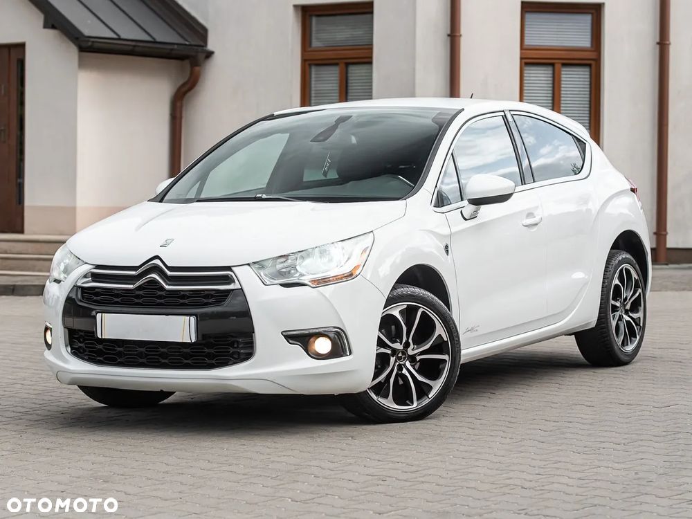 Citroën DS4 BlueHDi 120 S&S SoChic - 9