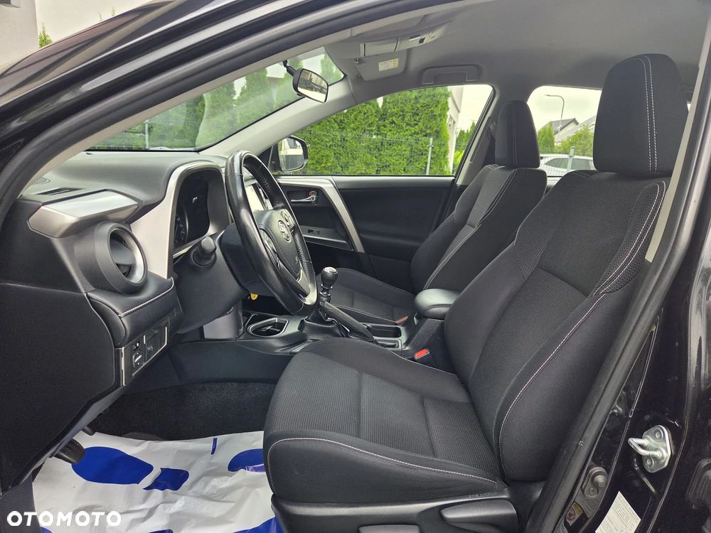 Toyota RAV4 2.0 D-4D Premium 4x2 - 36