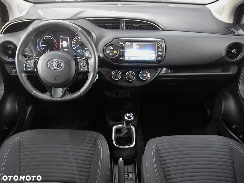 Toyota Yaris 1.5 Premium - 7