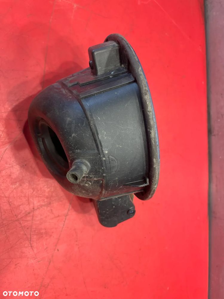 KLAPKA WLEWU PALIWA VW GOLF VI PLUS - 4