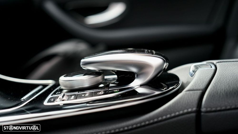 Mercedes-Benz E 220 d AMG Line 7L - 17