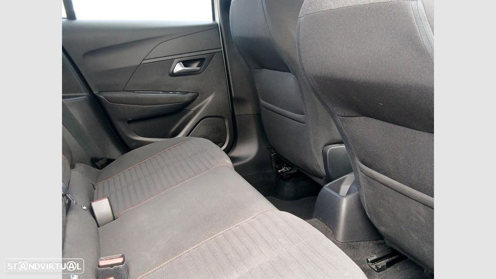 Peugeot 208 1.2 PureTech Active Pack — fotografia 17
