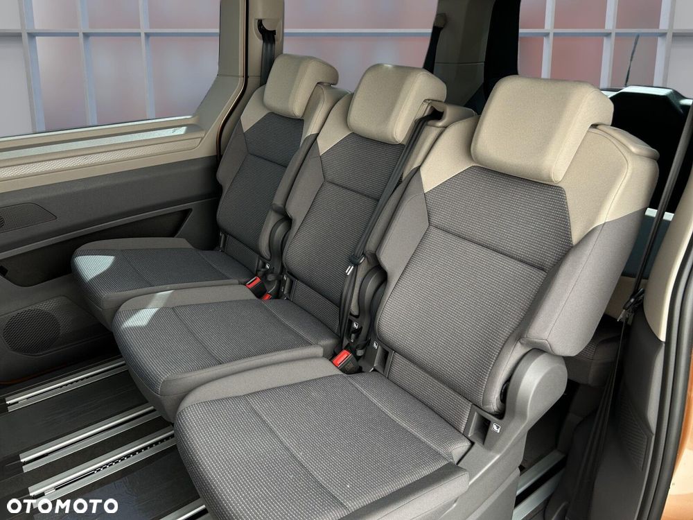 Volkswagen Multivan 2.0 TDI L2 Family DSG - 16