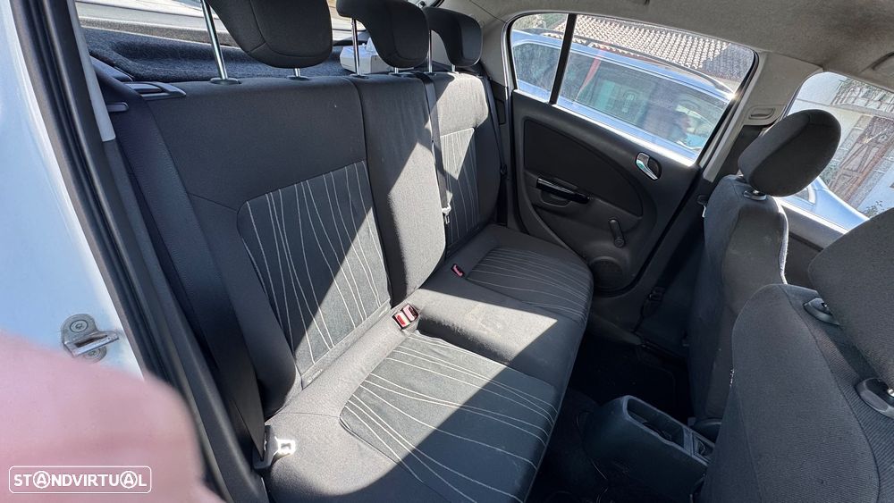 Opel Corsa 1.3 CDTI Enjoy EcoFLEX - 15