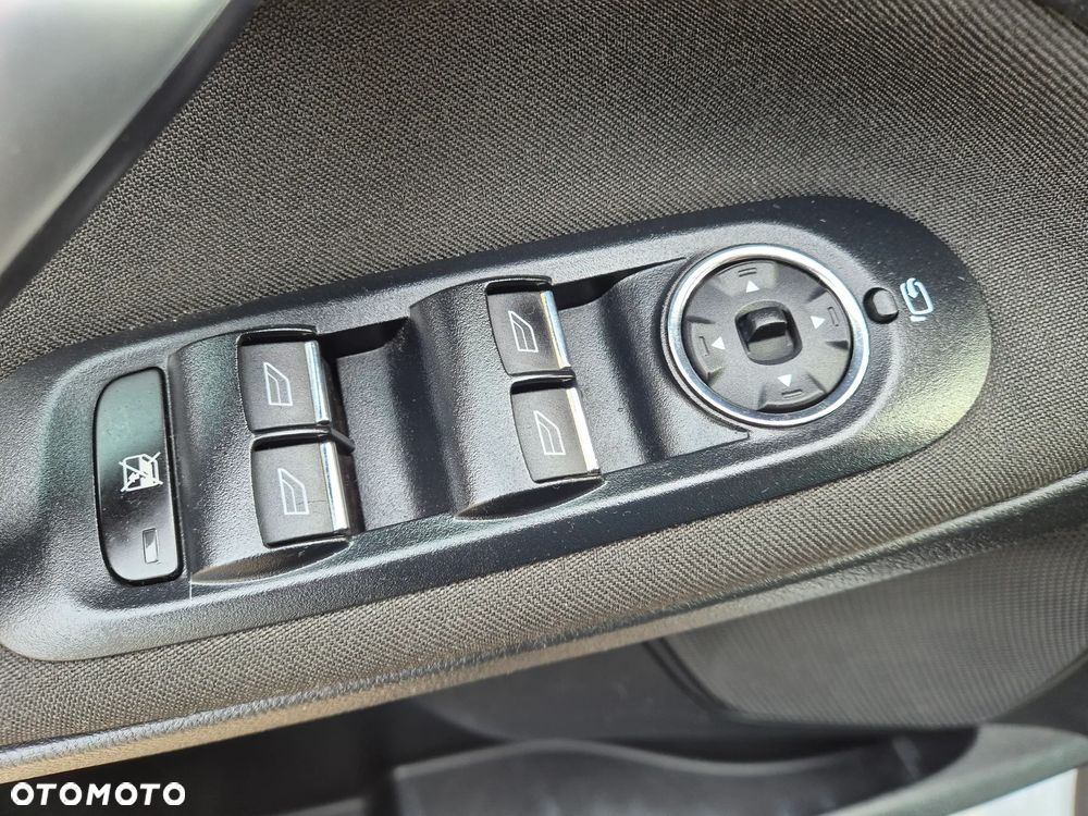 Ford S-Max 2.0 TDCi DPF Titanium X - 10