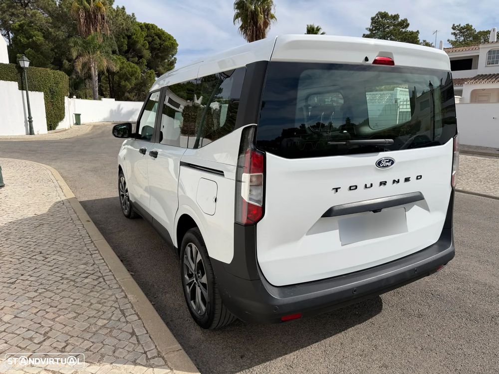 Ford Tourneo Courier - 2