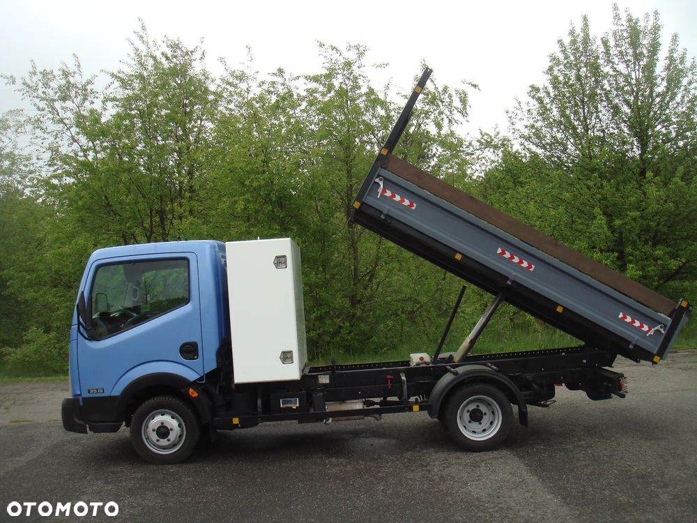 Nissan CABSTAR - 16