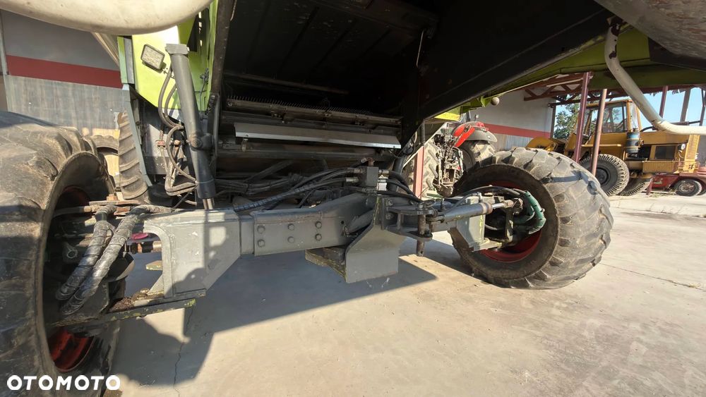 Claas Dominator 98 VX - 21