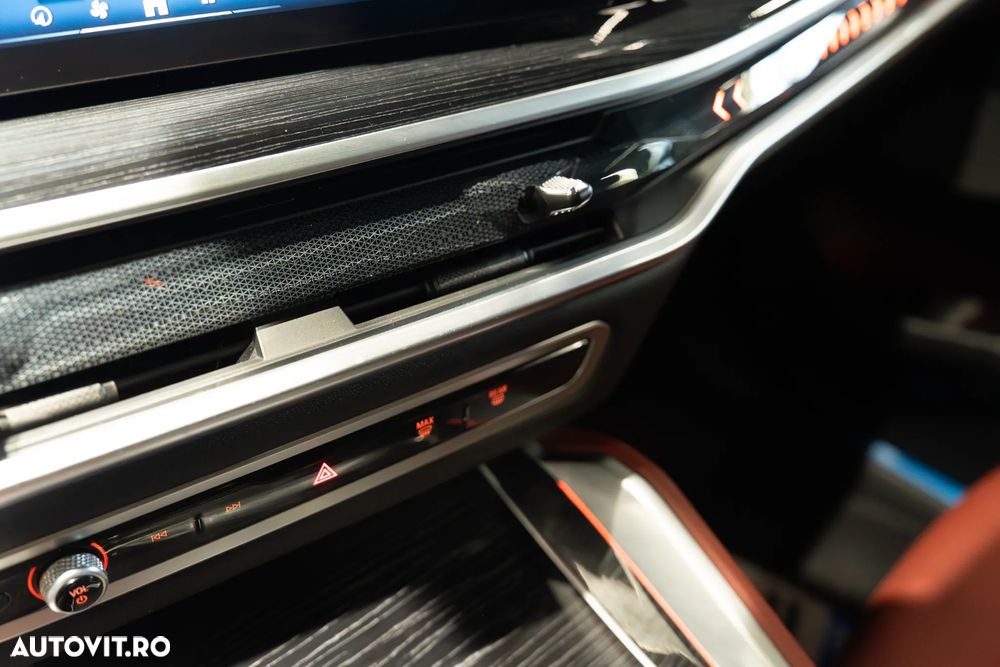 BMW X6 xDrive40i AT MHEV - 19