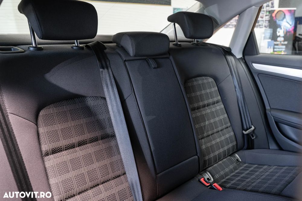 Audi A4 Limuzina 2.0 TDI DPF clean multitronic Ambition - 7