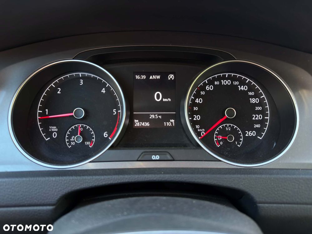 Volkswagen Golf 1.6 TDI BlueMotion Technology DSG Lounge - 7