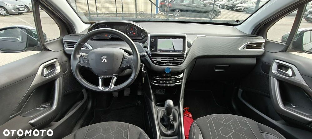 Peugeot 2008 1.2 Pure Tech GPF Style - 7