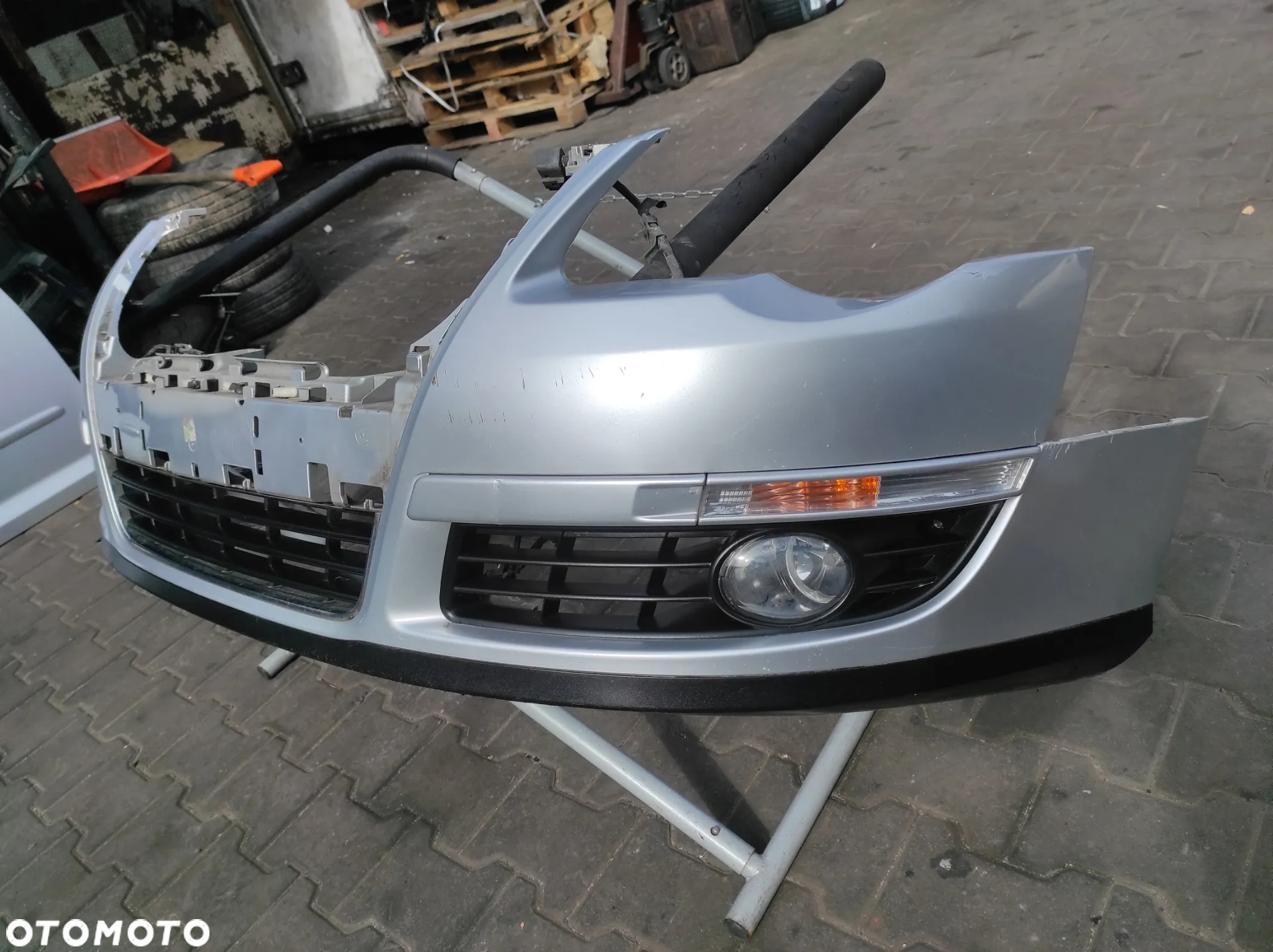 VW PASSAT B6 ZDERZAK PRZEDNI PRZÓD HALOGEN LA7W SREBRNY WYSYŁKA !!!! - 2