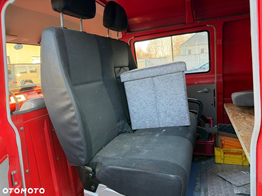 Ford Transit - 15