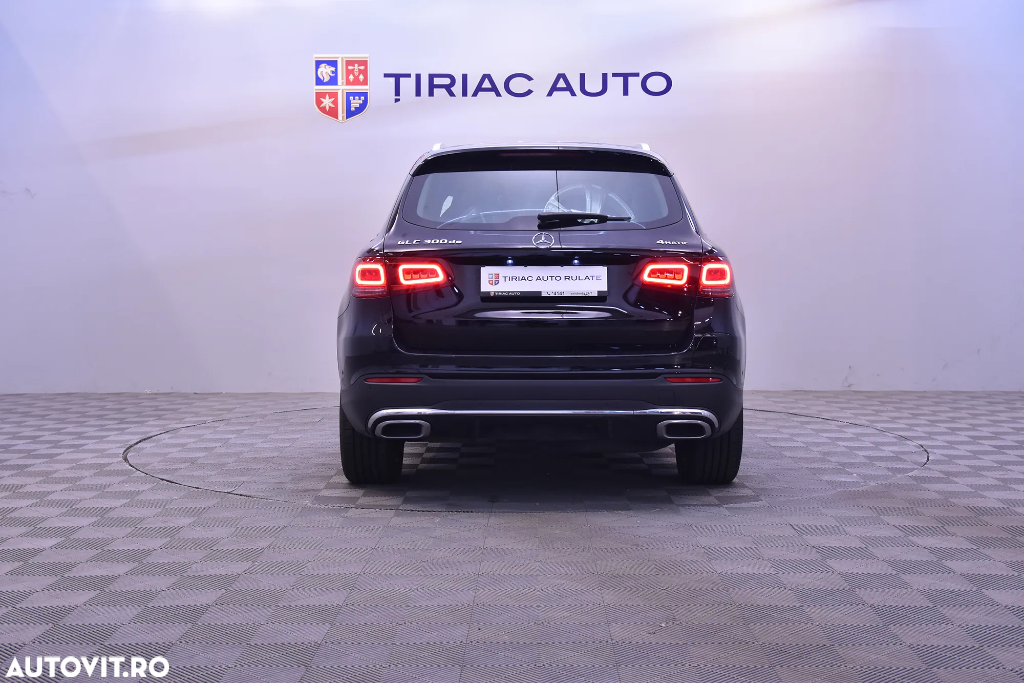 Mercedes-Benz GLC 300 de 4Matic 9G-TRONIC AMG Line - 4