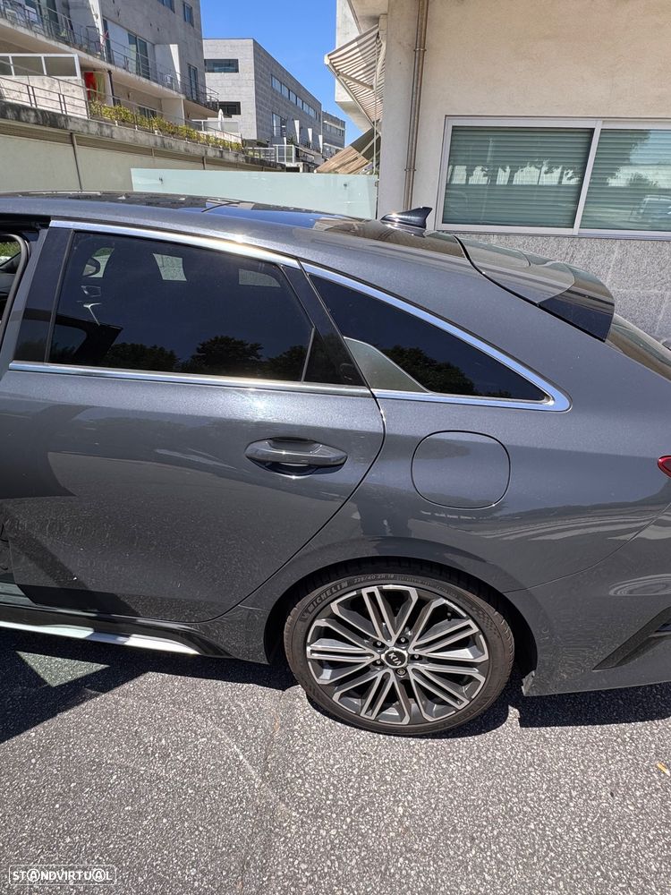 Kia ProCeed 1.4 T-GDI GT Line Exec.7DCT - 3