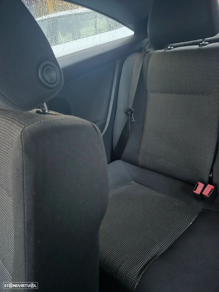 Opel Astra GTC 1.7 CDTI - 9