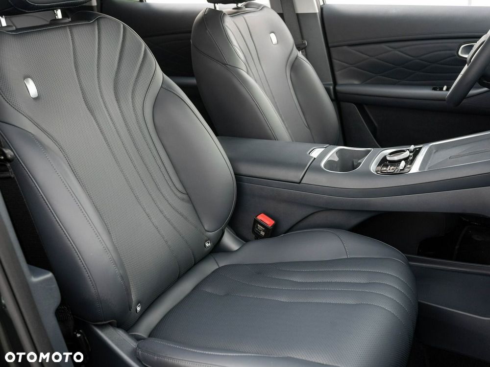 Geely Starray EM-i 1.5 PHEV Pro - 29