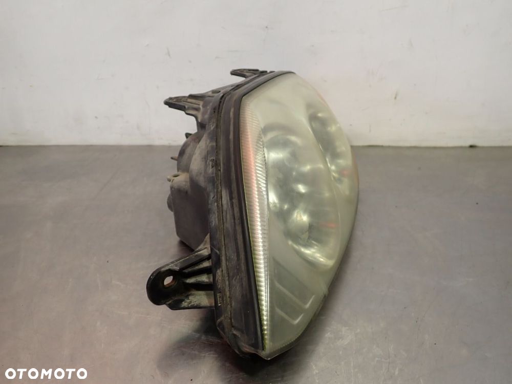 LAMPA LEWA PRZEDNIA HYUNDAI COUPE II - 3
