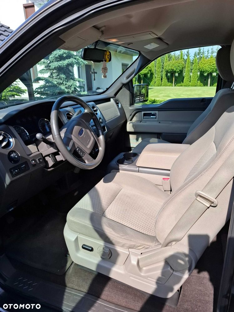 Ford Inny - 4