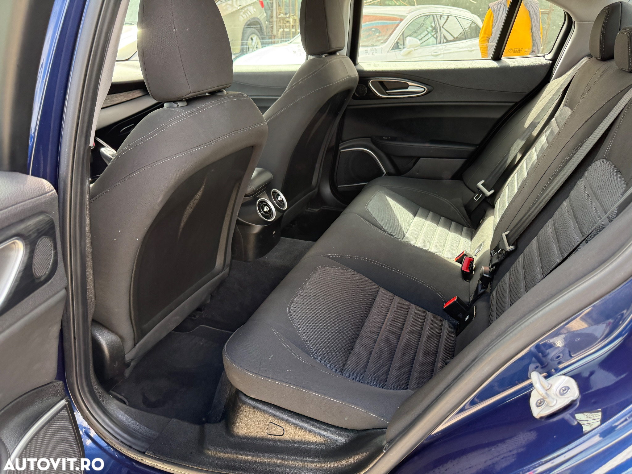 Alfa Romeo Giulia 2.2 Diesel AT8 Super - 18