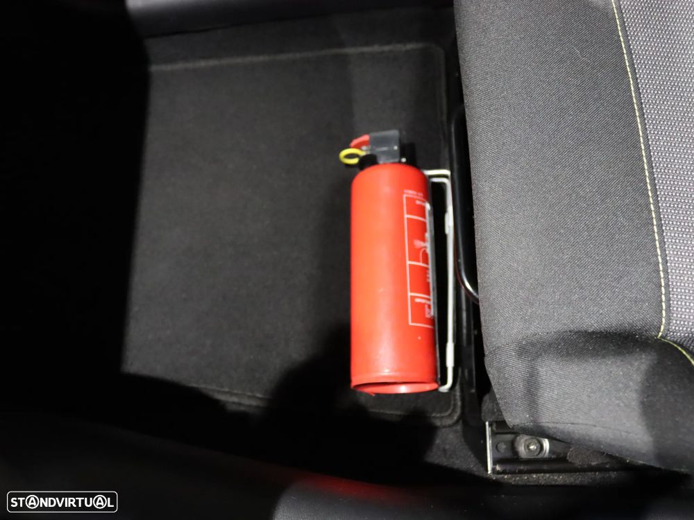 Citroën C3 1.2 PureTech Feel - 23