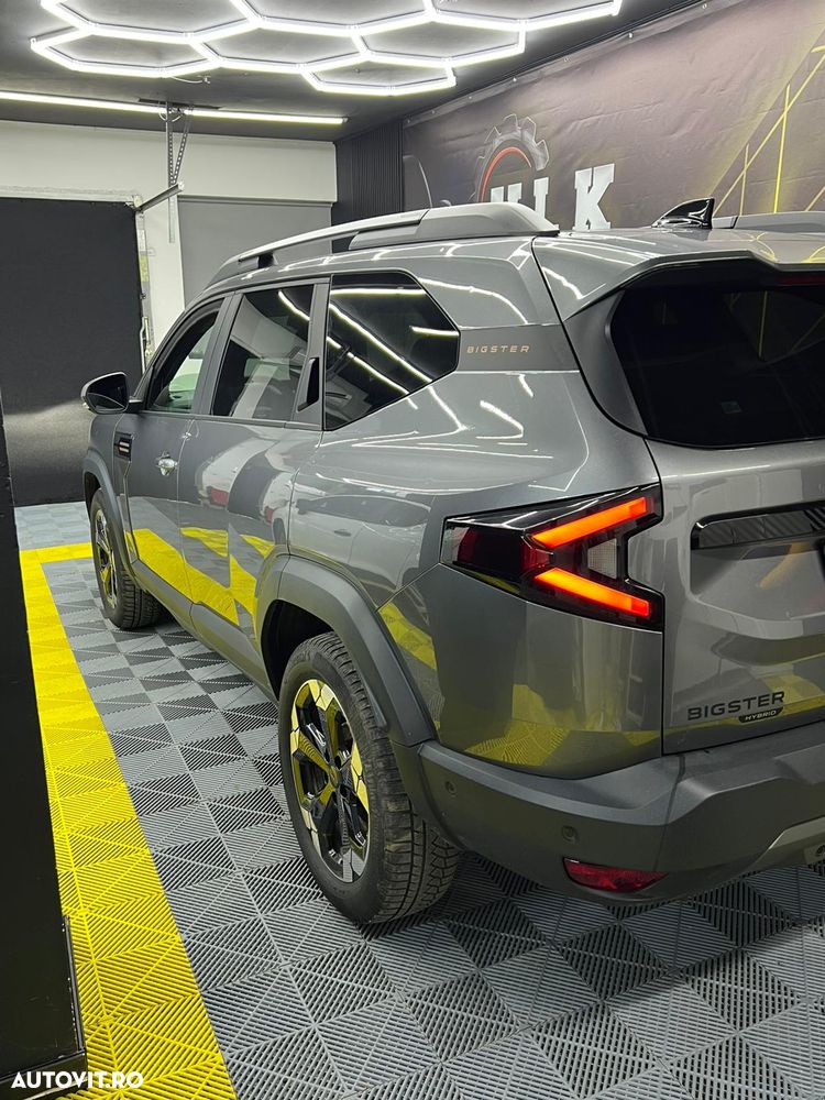 Dacia Bigster HEV 155 Expression - 4