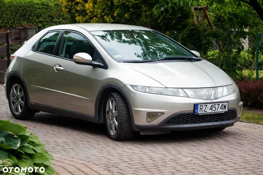 Honda Civic 1.8 Comfort - 9