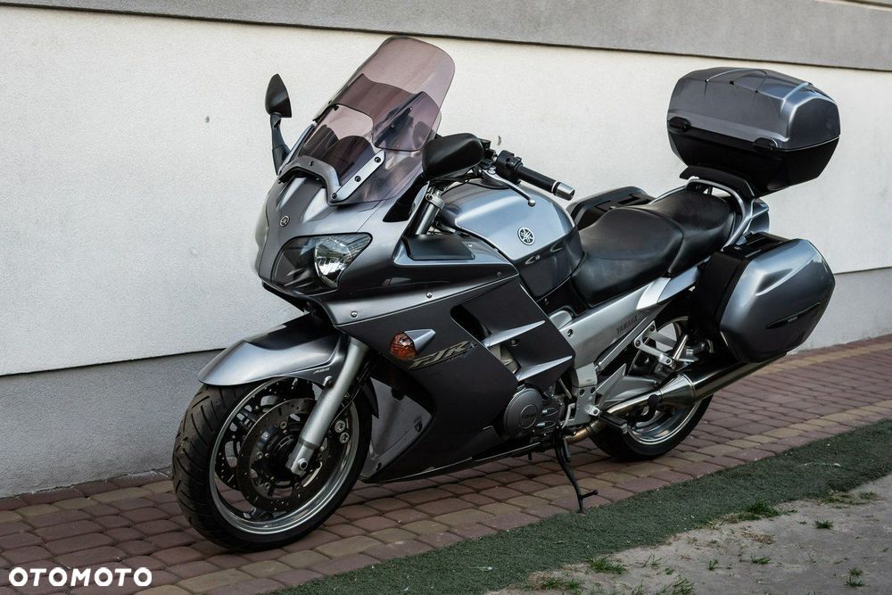 Yamaha FJR - 7