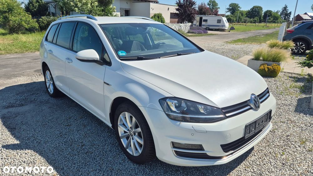 Volkswagen Golf - 5