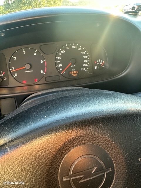 Opel Frontera 2.2 DTi Sport - 20