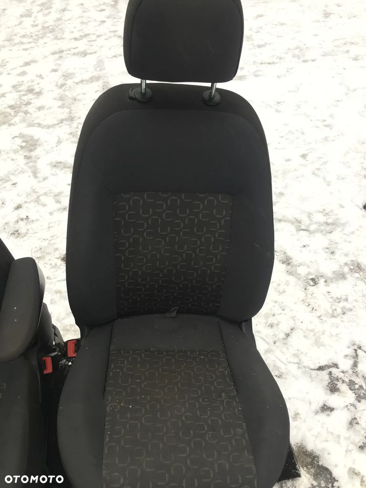 Fiat Doblo II - FOTELE PRZÓD (EUROPA) - Kierowcy, Pasażera (Prawy/Lewy) - Czarne - 2