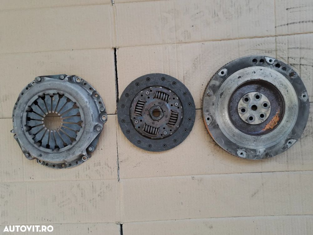 Kit set ambreiaj ( placa presiune, disc ) Volanta Originale Kia Ceed 1.6crdi, Rio, Soul, Hyundai i30 - 1