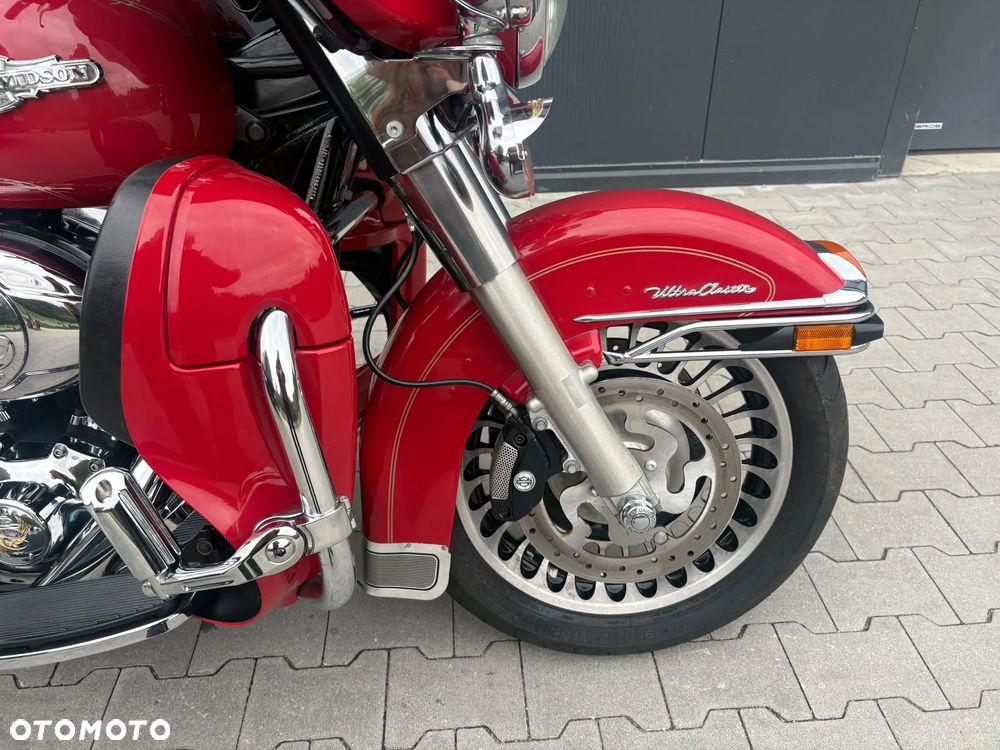 Harley-Davidson Touring Electra Glide - 18