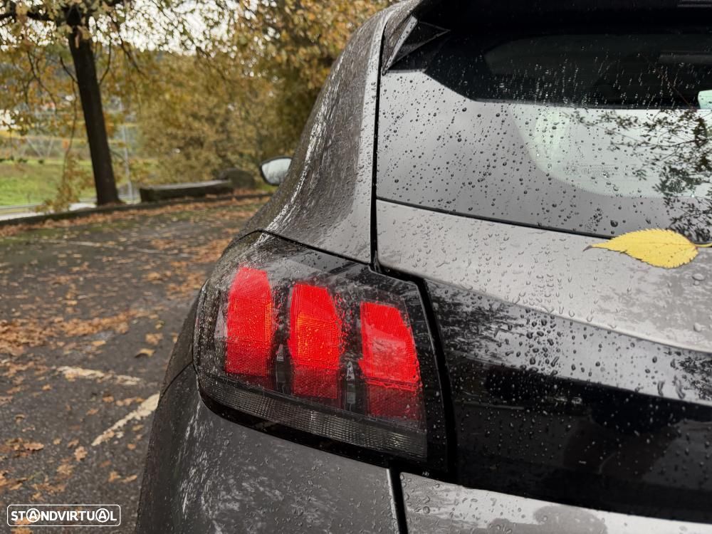 Peugeot 208 1.2 PureTech Active Pack - 15