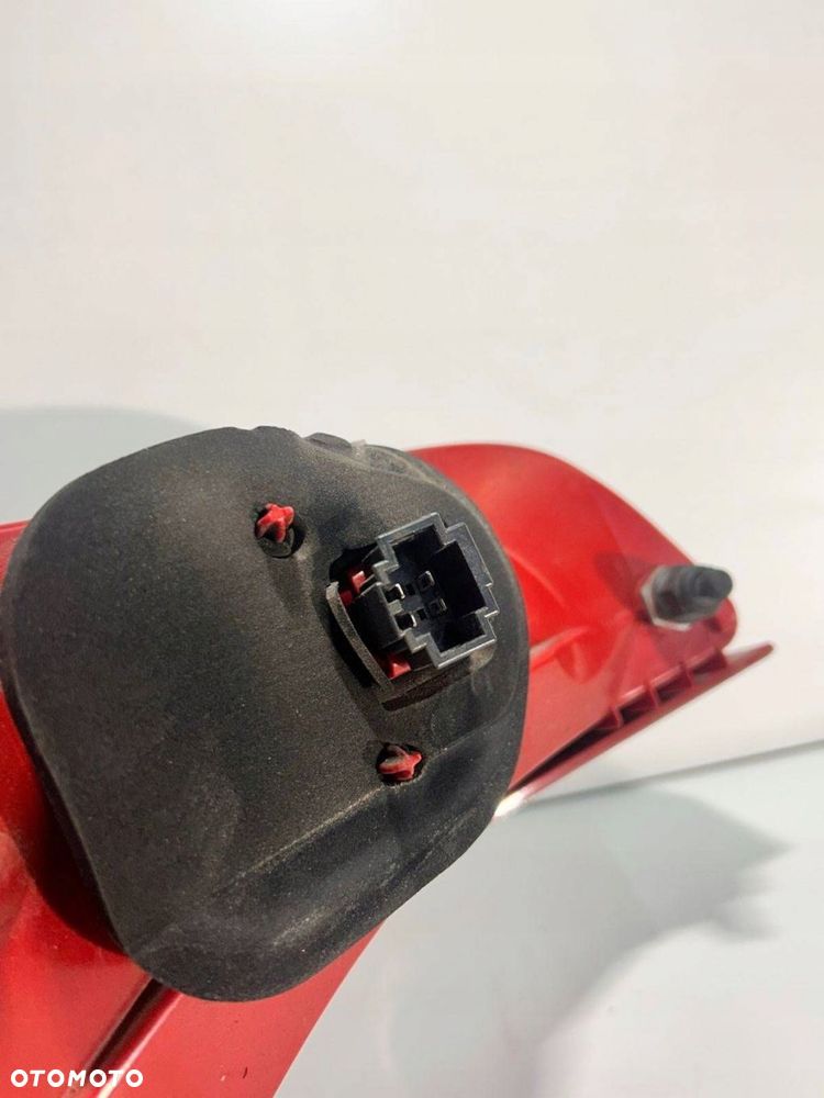 Audi Q7 4L 4L0 945 094 F Lampa tylna prawa led w klape - 6