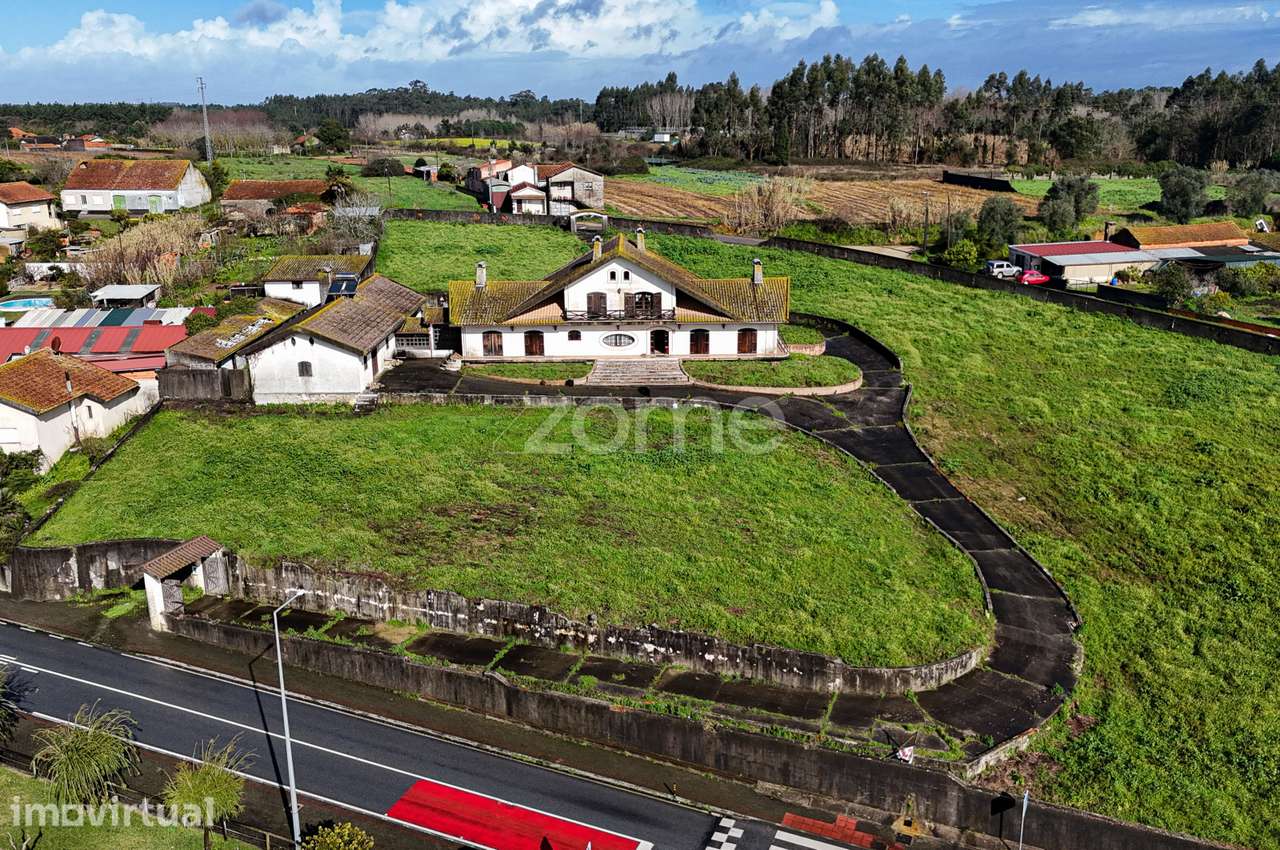 Moradia isolada T7 em Mamarrosa, Oliveira do Bairro - Grande imagem: 2/43