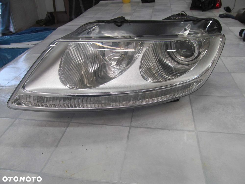 VW PHAETON 02-10 REFLEKTOR LAMPA PRZOD XENON LEWY 3D2941015F - 1