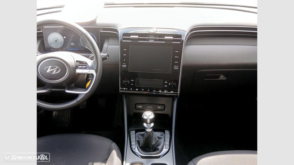 Hyundai Tucson 1.6 T-GDi Vanguard — fotografia 16