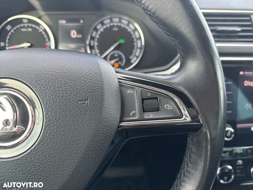 Skoda Superb 2.0 TDI DSG Ambition - 18