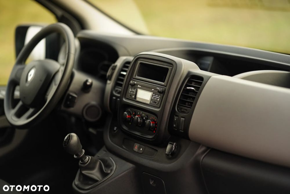Renault Trafic - 21