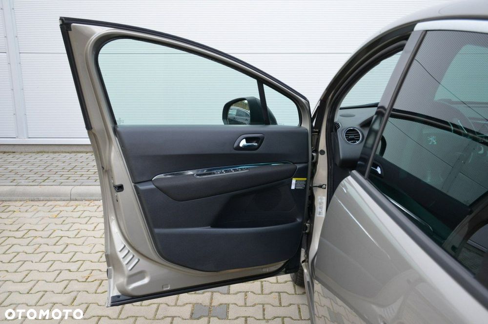 Peugeot 3008 - 19