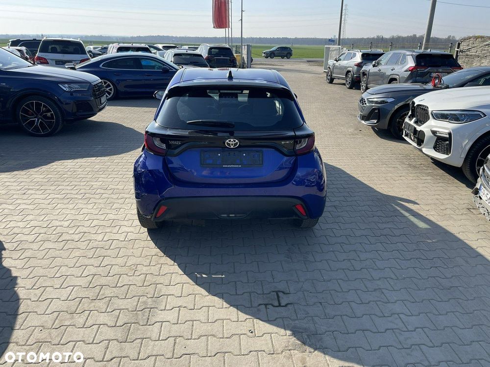 Toyota Yaris Hybrid 1.5 Active - 3