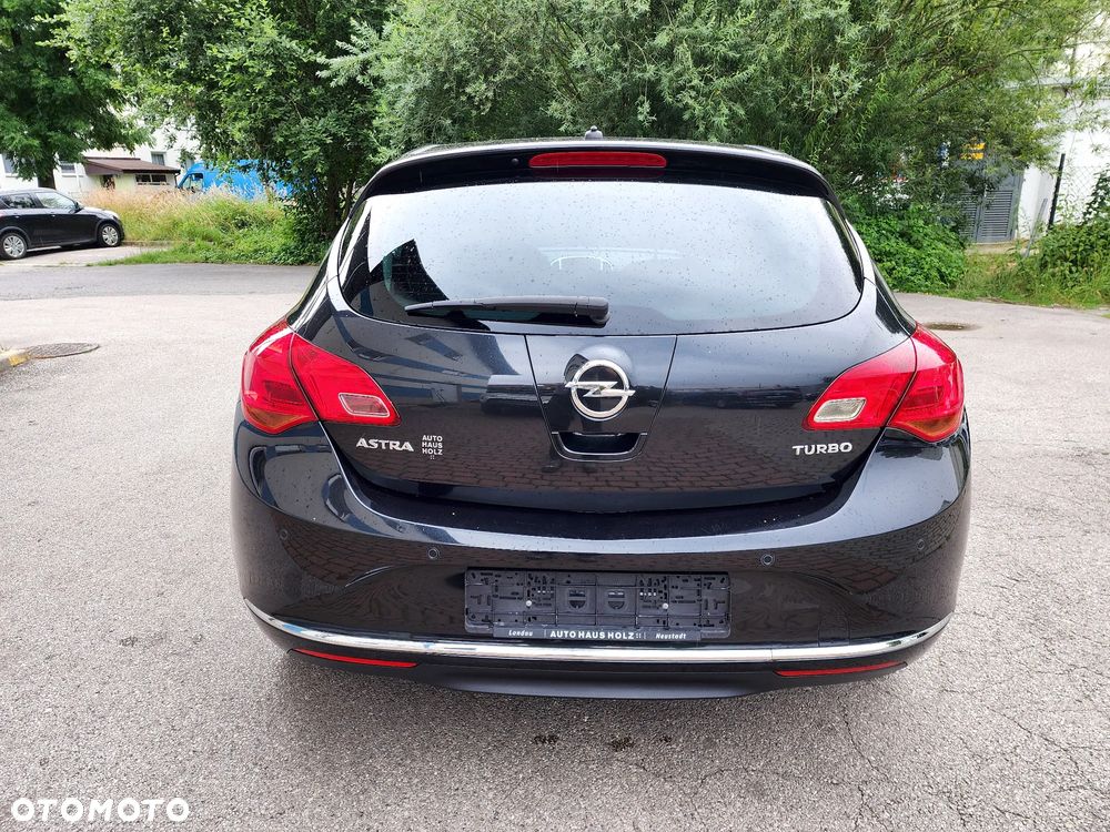 Opel Astra 1.4 Turbo 150 Jahre - 5